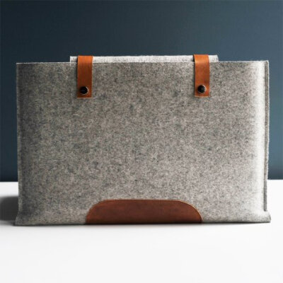 另一款颜色搭配 <a class='shortlnk' href='/s/034b46065' target='_blank' title='http://supermarkethq.com/product/15-inch-laptop-sleeve-grey-wool-felt-and-brown-leather'>http://duitang.com/s/034b46065<…