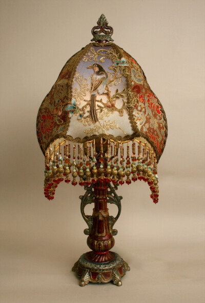 Nightshades - Victorian bird lamp victorian lampshade with iris appliques <a class='shortlnk' href='/s/152a2c12d' target='_blank' title='http://www.nightshades.com/detail_lamps/1513.html'>http://duita…