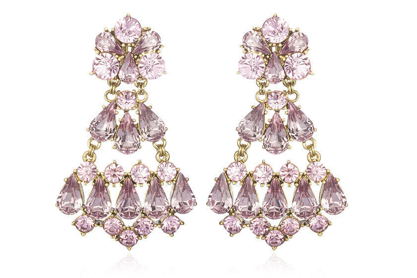 经典，紫色神秘<a class='shortlnk' href='/s/11c0d14dc' target='_blank' title='http://www.charmandchain.com/products/tiered-deco-earrings-pink-purple'>http://duitang.com/s/11c0d14dc</a>