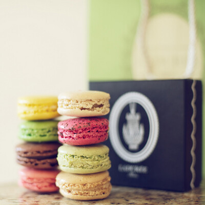 “少女酥胸”Macaron « 制品-发现生活 收集生活 分享生活 <a class='shortlnk' href='/s/055324fb1' target='_blank' title='http://www.xxlifexx.com/?p=161'>http://duitang.com/s/055324fb1</a>