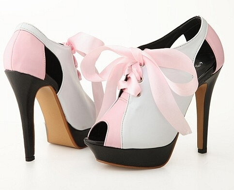 Silk Ribbon High shoes by milifashion <a class='shortlnk' href='/s/02e3ddcd8' target='_blank' title='http://www.senseofashion.com/milifashion/items/73870/Silk-Ribbon-High-shoes-'>http://duitang.com/s/02e3ddcd8</a>