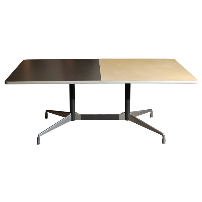 JF CHEN - Charles and Ray Eames - Eames Segmented Base Table Eames Segmented Base Table <a class='shortlnk' href='/s/1574b8782' target='_blank' title='http://www.jfchen.com/store/furniture_item_detail.php?id=502163'>http://duitang.com/s/1574b8782</a>