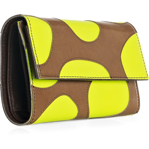 点点钱包，点点钞票 <a class='shortlnk' href='/s/05ec370af' target='_blank' title='http://www.polyvore.com/marni_polka-dot_leather_wallet/thing?id=27505842'>http://duitang.com/s/05ec370af</a>