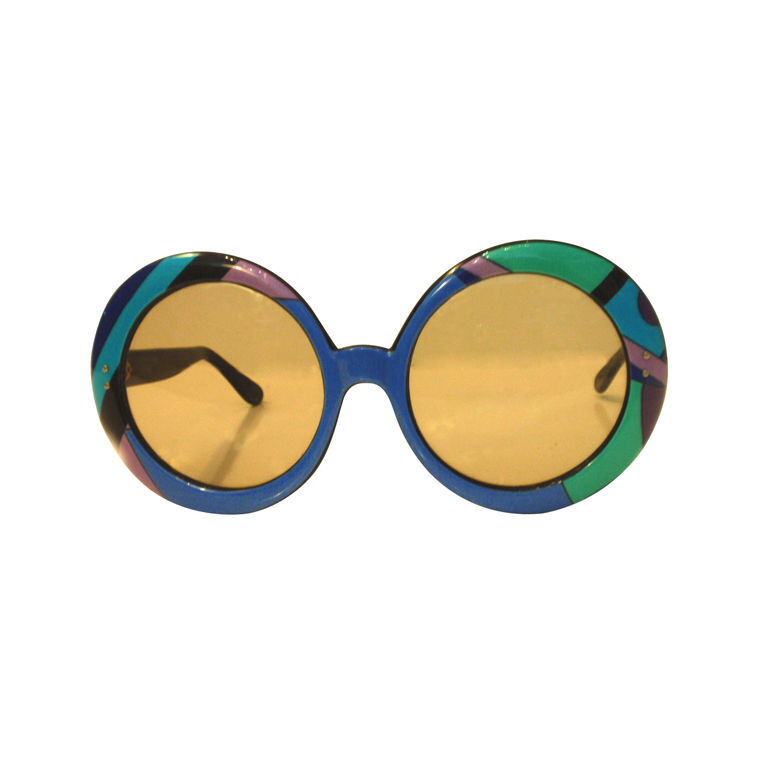 1970年代的Emilio Pucci - Emilio Pucci Large Signature Print Sunglasses, 复古眼镜<a class='shortlnk' href='/s/017110c09' target='_blank' title='http://fashion.1stdibs.com/avl_item_detail.php?id=20451'>http://duitang.com/s/017110c09</a>