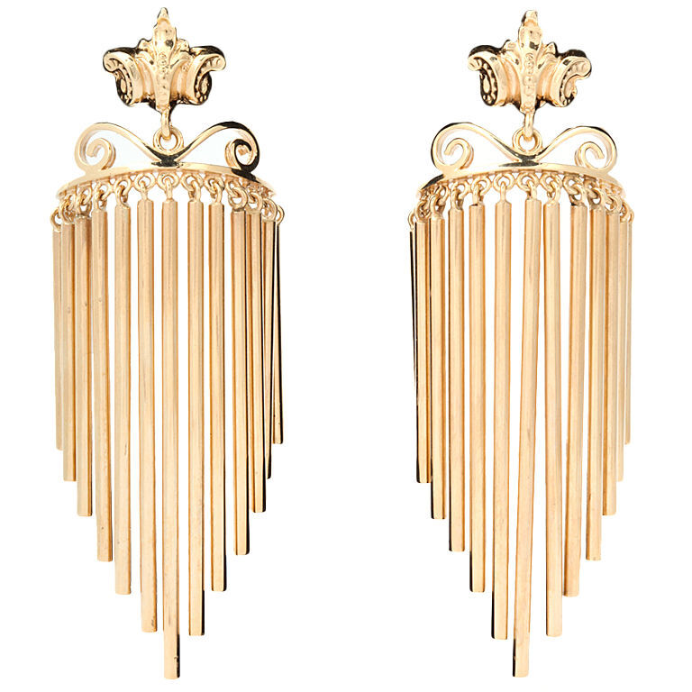 Retro &quot;Wind-chime&quot; Gold Earrings - 40年代美国设计的金耳环，看上去挺沉的 <a class='shortlnk' href='/s/13b5ff0fb' target='_blank' title='http://jewelry.1stdibs.com/jewelry_item_detail.php?id=34899'>http://duitang.com/s/13b5ff0fb</a>