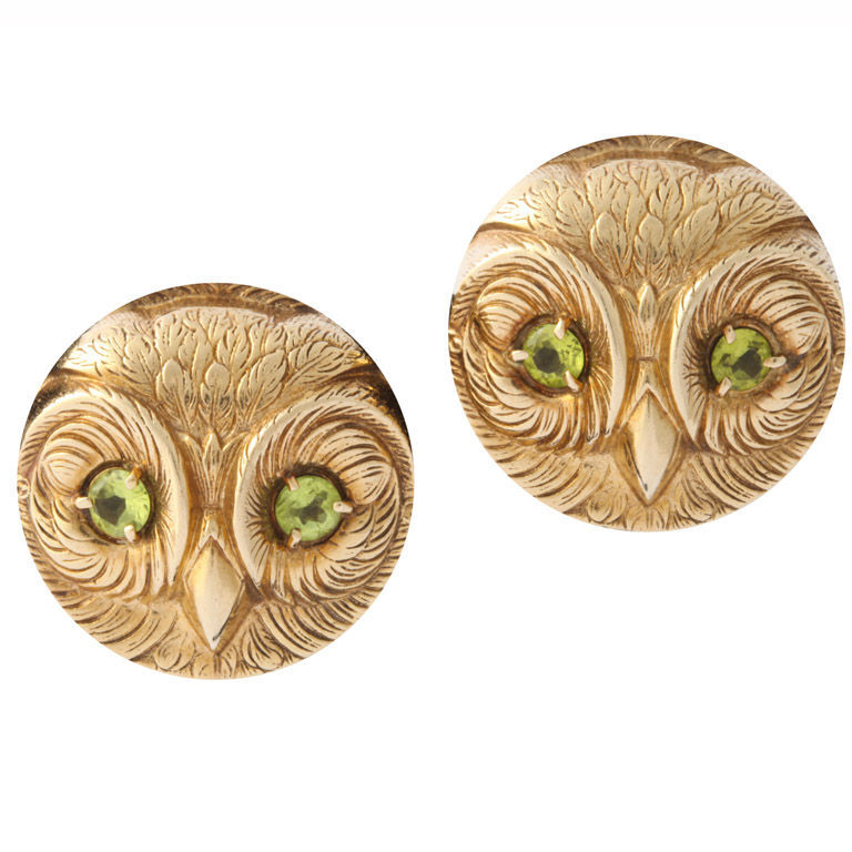 Kigu - KIGU Large 14KT Gold and Peridot Owl Earclips - Gallery 47 1970年代美国设计的复古首饰<a class='shortlnk' href='/s/19fbe9a4' target='_blank' title='http://jewelry.1stdibs.com/jewelry_item_detail.php?id=26705'>http://duitang.com/s/19fbe9a4</a>