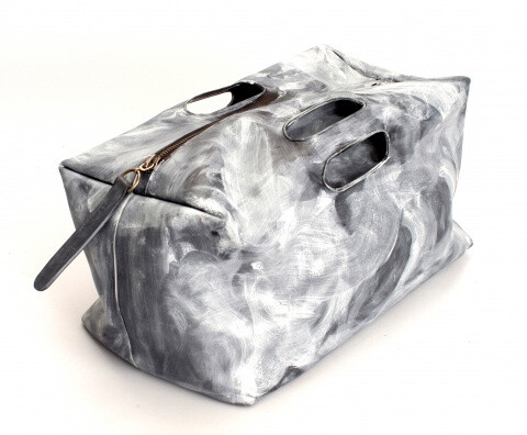 Fancy - Maxim Sharov toiletry bag <a class='shortlnk' href='/s/04b74ee70' target='_blank' title='http://www.thefancy.com/things/235881179/Maxim-Sharov-toiletry-bag'>http://duitang.com/s/04b74ee70</a>