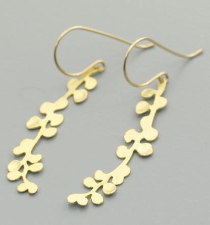 好对称 <a class='shortlnk' href='/s/05951f9ba' target='_blank' title='http://www.etsy.com/listing/72735120/long-vine-14k-gold-filled-earrings?ref=v1_other_1'>http://duitang.com/s/05951f9ba</a>