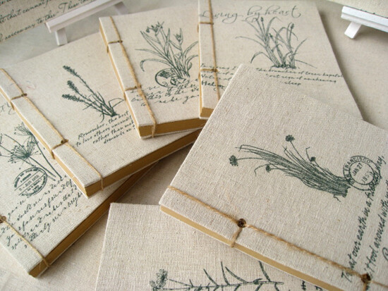 棉麻布牛皮纸手工本 <a class='shortlnk' href='/s/07911db3e' target='_blank' title='http://item.taobao.com/item.htm?id=4090550149'>http://duitang.com/s/07911db3e</a>