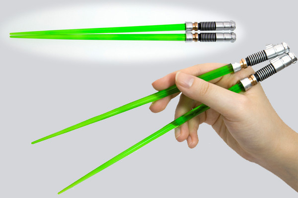 Star Wars 星球大战光剑筷子chopsticks Luke Skywalker卢克 <a class='shortlnk' href='/s/051fd4133' target='_blank' title='http://item.taobao.com/item.htm?id=5077856998&amp;frm='>http://duitang.com/s/051fd4133</a>