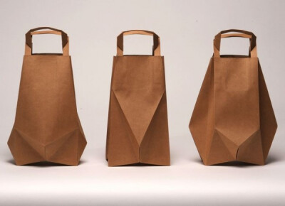 Ilvy Jacobs的"Foldbags"系列牛皮纸袋 <a class='shortlnk' href='/s/129145c04' target='_blank' title='http://trendland.net/2011/05/05/paper-bags-by-ilvy-jacobs/'>http://duitang.com/s/129145c04</a>