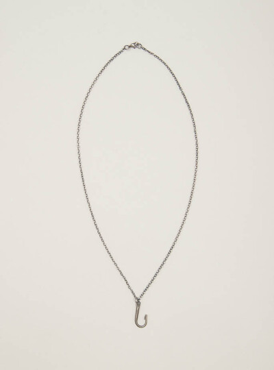 这款项链看上去是不是很简约？很想要 » Hook necklace <a class='shortlnk' href='/s/059a36f63' target='_blank' title='http://www.couvertureandthegarbstore.com/Product/?p=3827&amp;i=3981'>http://duitang.…