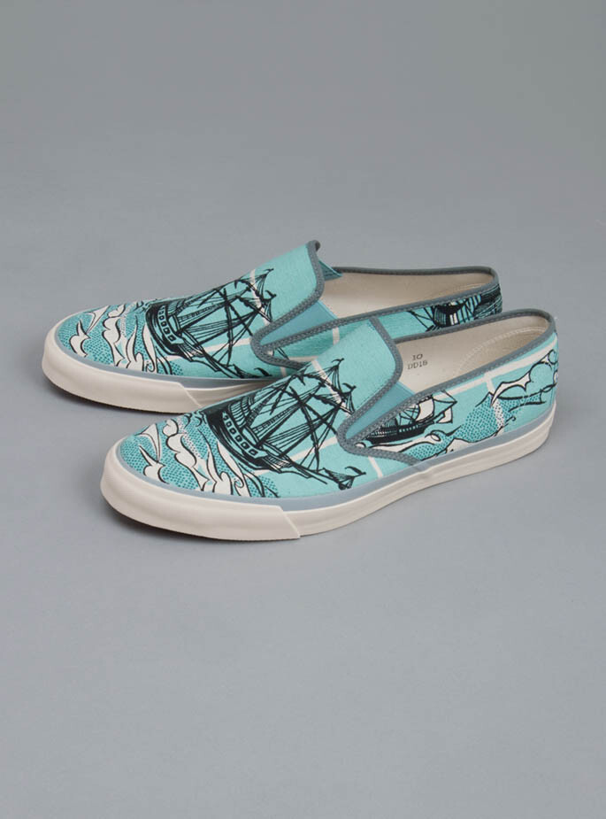 绿色帆布鞋，不是一般的美啊~！ 买了 ? Yacht print sneaker <a class='shortlnk' href='/s/02fc8123b' target='_blank' title='http://www.couvertureandthegarbstore.com/Product/?p=3709&amp;i=3838'>http://duitang.com/s/02fc8123b</a>