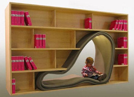 真好用这个，可以试试 <a class='shortlnk' href='/s/110eecc68' target='_blank' title='http://dornob.com/bookcase-chairs-combine-book-storage-reading-space/'>http://duitang.com/s/110eecc68</a>