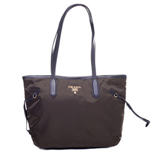  普拉达尼龙包 <a class='shortlnk' href='/s/1768a8fea' target='_blank' title='http://item.tmall.com/item.htm?id=9178418394&prc=1&cm_cat=50006842'>http://duitang.com/s/1768a8fea</a>