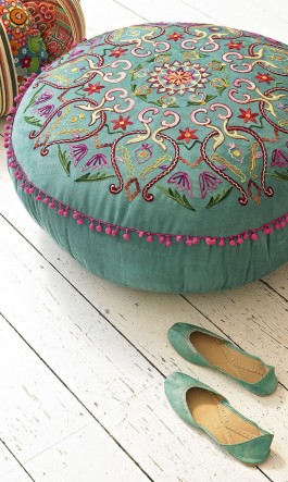 玉pouf <a class='shortlnk' href='/s/16269ecfa' target='_blank' title='http://www2.plumo.com/products/Jade-pouf.html'>http://duitang.com/s/16269ecfa</a>