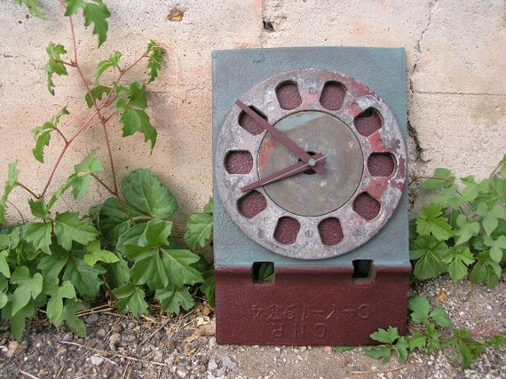 工业金属装饰的PaulaArt Etsy的时钟 Industrial Decor, Metal Clock <a class='shortlnk' href='/s/112fed262' target='_blank' title='http://www.etsy.com/listing/21842600/industrial-decor-metal-clock'>http://duitang.com/s/112fed262</a>