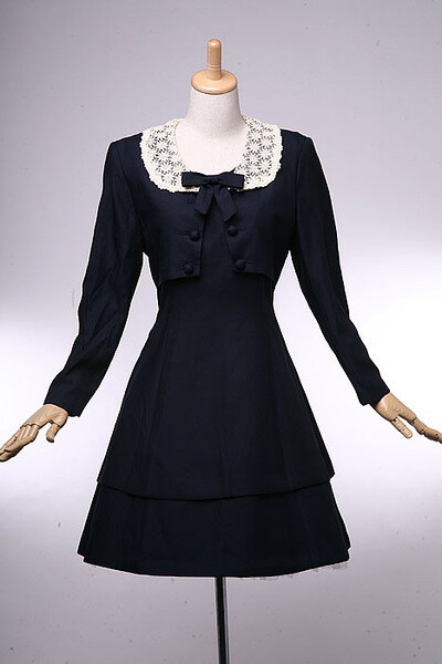 mega mega vintage fashions S25 play with lace collar 北京市东城区鼓楼东大街241号