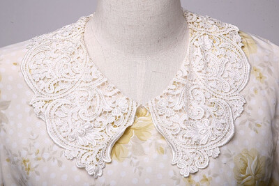 mega mega vintage fashions S25 play with lace collar 北京市东城区鼓楼东大街241号