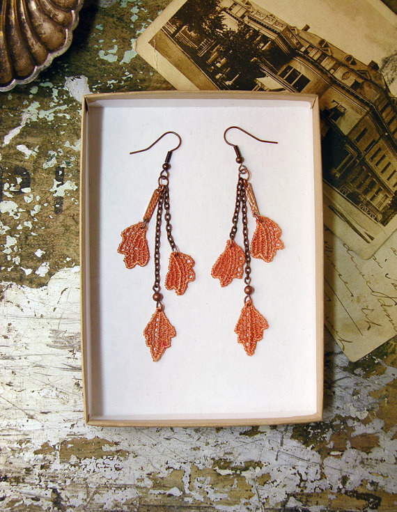 蕾丝耳坠<a class='shortlnk' href='/s/01f3a8176' target='_blank' title='http://www.etsy.com/listing/73047203/aria-lace-earrings'>http://duitang.com/s/01f3a8176</a>