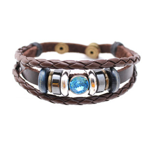  皮质手链女。我常常在犹豫中度过漫长的很多时光。从而迷茫着。