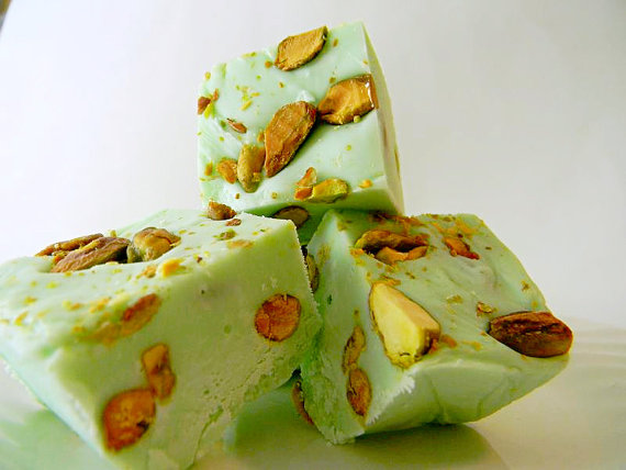 Julie's Fudge PISTACHIO ICE CREAM 6 Pieces by jewelofthelion