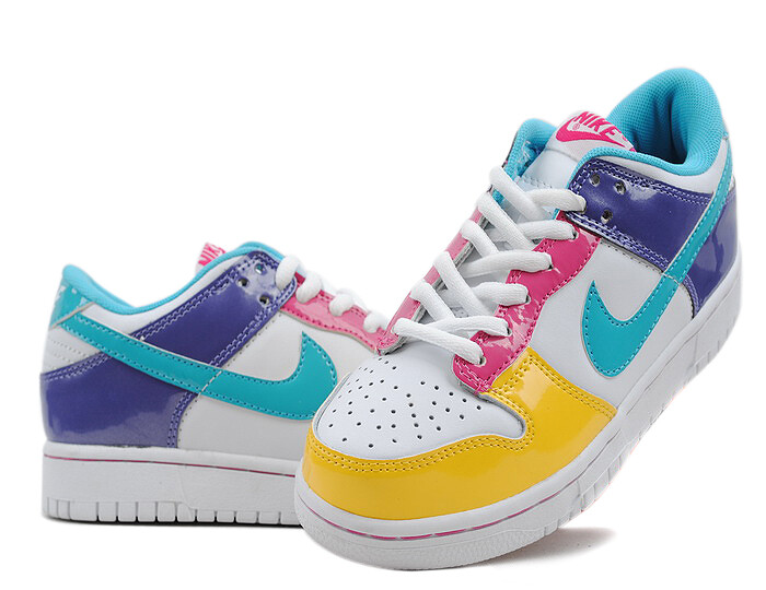 2011 Nike Dunk SB 鲤鱼旗 低帮经典复古板鞋