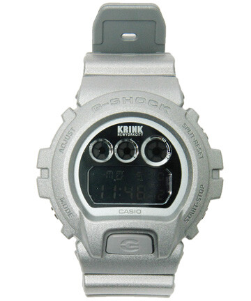 G-SHOCK - 整体设计以浓厚饱满雾银呈现，搭配金属银表盘，为经典6900表款创造与众不同的样貌，