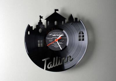 黑胶唱片做的一款挂钟