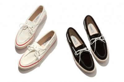 以复古美感设计，采用了高级小牛皮材质制成，搭配上纯白的鞋底~nonnative x vendor Student Trainer Deck