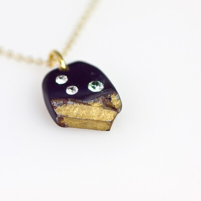 娇小的陨石 Black/White Petite Meteorite necklace