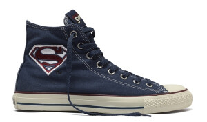 专柜正品  匡威超人款  特别帅气<a class='shortlnk' href='/s/13a48de7c38034740' target='_blank' title='http://item.taobao.com/item.htm?id=10690520030'>http://duitang.com/s/13a48de7c38034740</a>