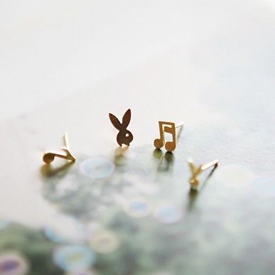 新款耳环2011春夏韩国女银针可爱迷你音符兔子耳钉饰品套装-2色选