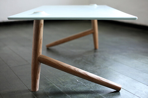 双条腿咖啡桌 — 简约生活 | 分享简单质朴设计
