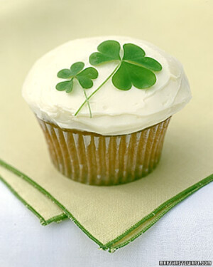 shamrock cupcake