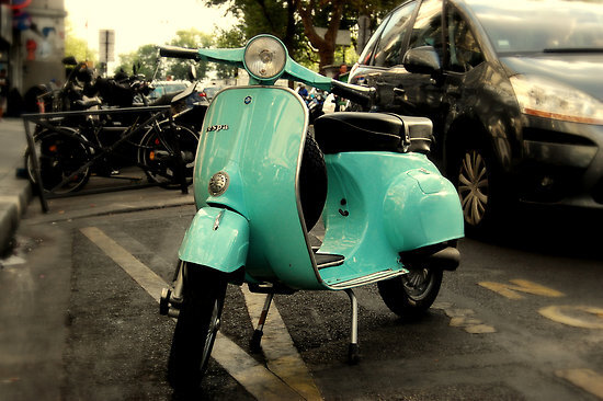 <a class='shortlnk' href='/s/11f692fbf9e10b5ae' target='_blank' title='http://www.redbubble.com/people/meeshiemoshie/art/3950839-mint-green-vespa'>http://duitang.com/s/11f692fbf9e10b5ae</a> VESPA小摩托