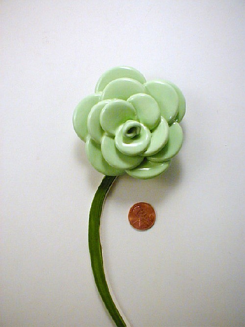 <a class='shortlnk' href='/s/08ed108bb460e267' target='_blank' title='http://www.making-mosaics.com/ceramic-rose-with-stem.html'>http://duitang.com/s/08ed108bb460e267</a> 手工的花朵