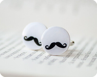 Mustaches cufflinks