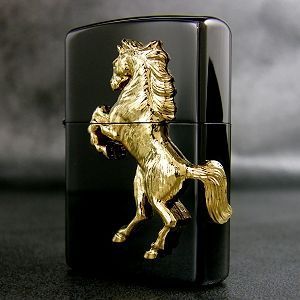 东京直送 日系ZIPPO 豪华感 胜利骏马 黑色机身金色骏马