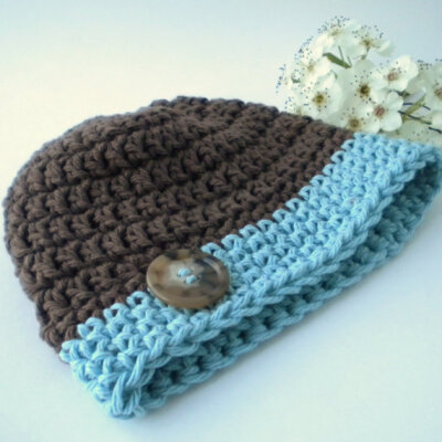 Crochet Baby Beanie on Etsy Brown &amp; Blue 这样的绒线帽似乎很少能看到啦~