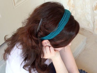 最近流行深蓝色吗？又一个好看的头箍~Deep Teal Crochet Headband by HogansHandiwork on Etsy Deep Teal Crochet Headband