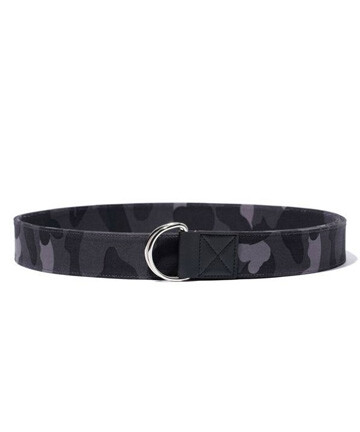 日本潮流品牌A BATHING APE于2011年推出的1ST CAMO RING BELT。