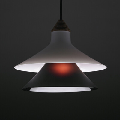 Plug by Tomas Kral plug-by-tomas-kral-suspension-lamp2_on.jpg