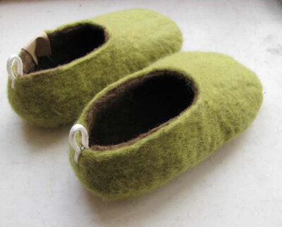 猕猴桃儿童手工室内鞋 羊毛毡手工制作 很柔软~