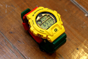 G-SHOCK x IN4MATION 6900XA~整块表都使用了亮色漆面材质<a class='shortlnk' href='/s/03ecbd771b2840d45' target='_blank' title='http://www.kidulty.com/street/id/145'>http://duitang.com/s/03ecbd771b2840d45</a>