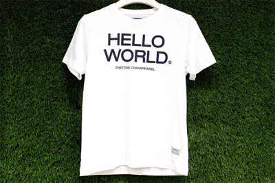 ONETONE HELLO WORLD TEE~背面的口号也是十分亮眼<a class='shortlnk' href='/s/03ecbd771b274cb05' target='_blank' title='http://www.kidulty.com/street/id/152'>http://duitang.com/s/03ecbd771b274cb05</a>