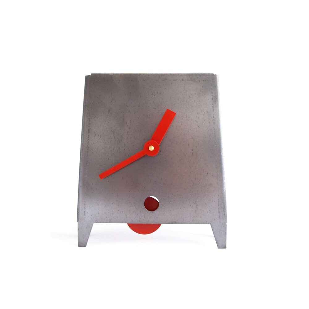 ACERO CLOCK - RED<a class='shortlnk' href='/s/07ce7430a5ab72514' target='_blank' title='http://www.howkapow.com/acero-clock-red-323'>http://duitang.com/s/07ce7430a5ab72514</a>