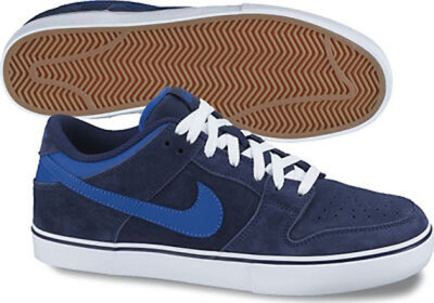 Nike 6.0 2011年春夏季新款Dunk Low LR -整体采用高档麂皮制作而成，并搭配白色硫化橡胶鞋底，秉承了以往的传统设计，而鞋头前的透气穿孔完美提升了鞋款的透气性，实属夏日必备单品。共有四色可选。