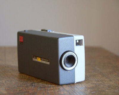 Vintage 1960s Kodak Instamatic M2 Super 8 Movie 柯达8毫米便携摄影机m2