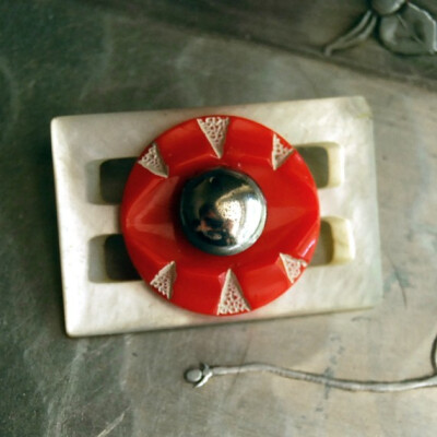 Geometry Vintage Button Brooch 古旧纽扣系列